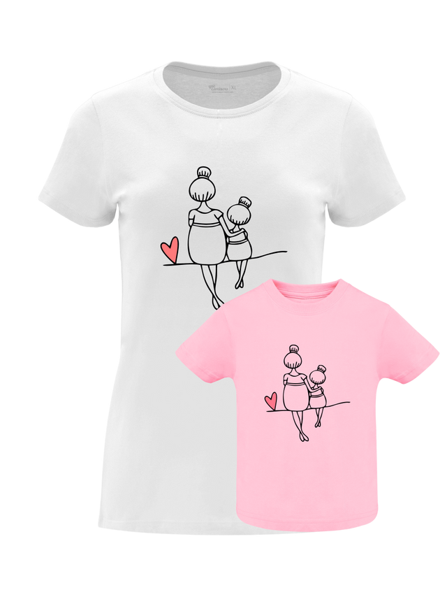 Pack Día de la Madre con camiseta para mamá y body o camiseta para bebé a juego. Diseño línea corazón.